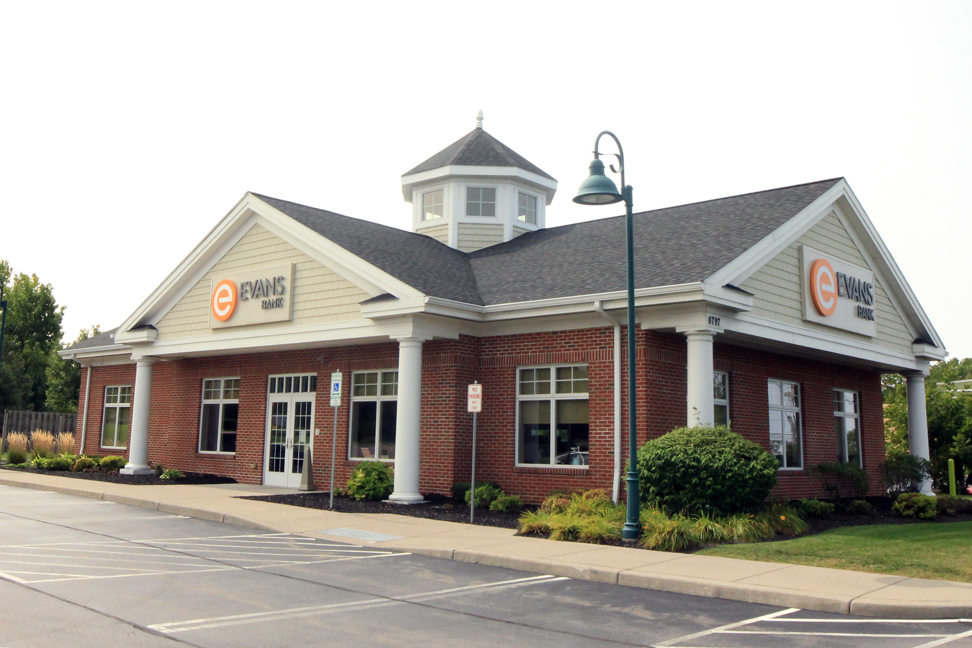 Evans Bank 01