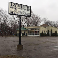 Lydic’s Sales and Service 01