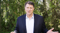 Berkshire Hathaway HomeServices Florida Properties Group - Countryside Office 03