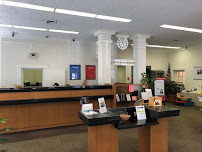 Apple Bank 04
