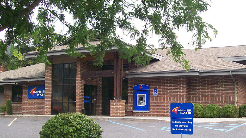 Banner Bank 01