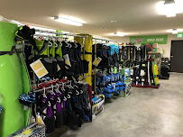 Young Harris Water Sports & RV Service Center 04