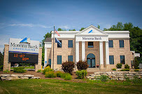 Monona Bank 02