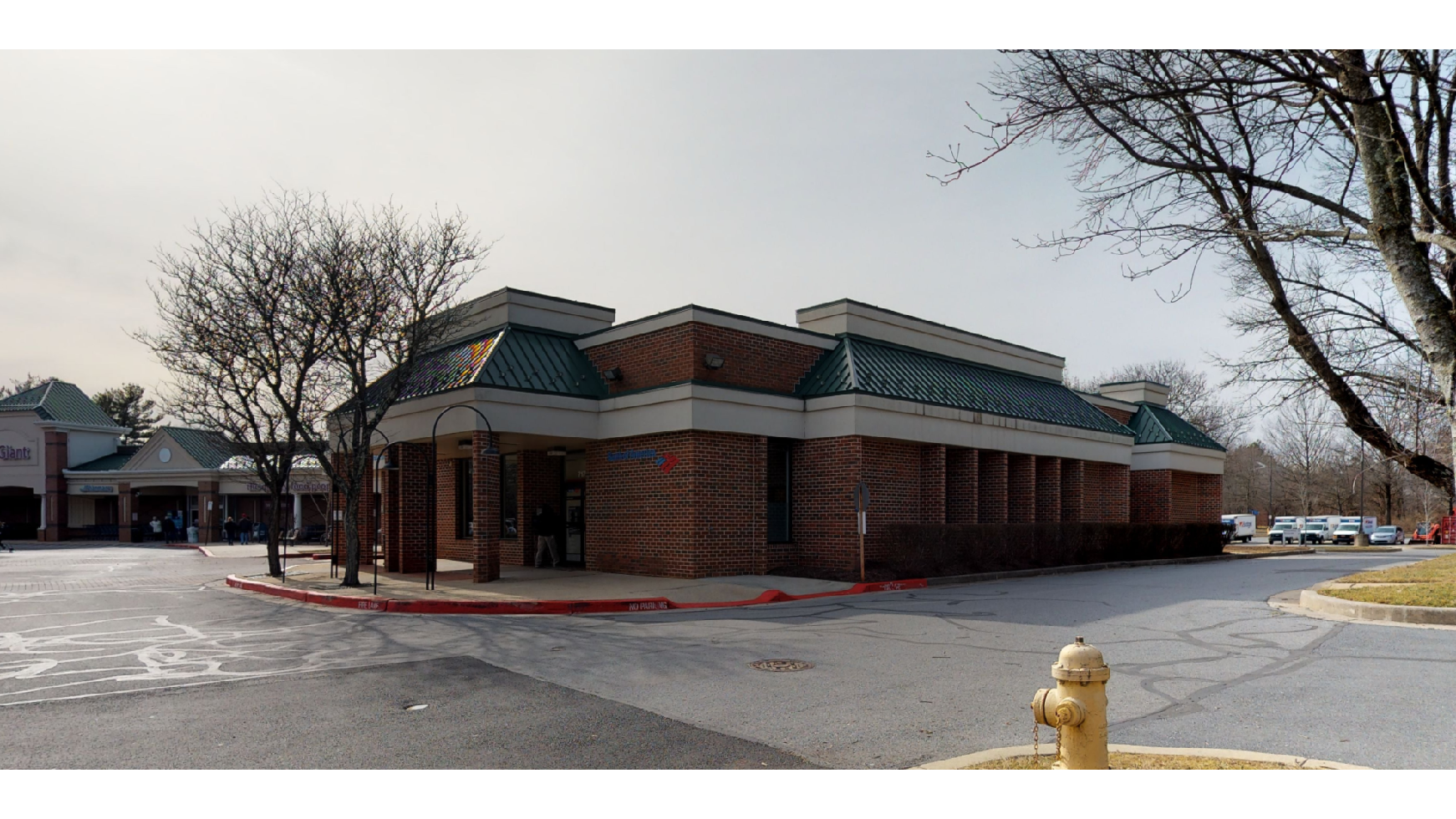 Bank of America (with Drive-thru services) 01