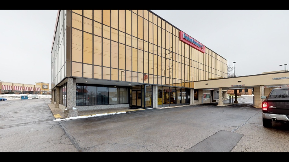 Bank of America (with Drive-thru ATM) 01