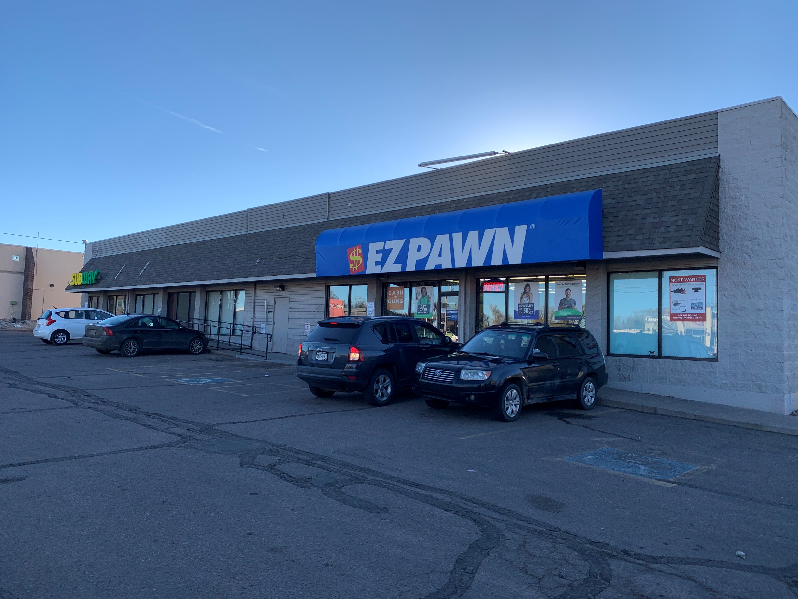 EZPAWN 01