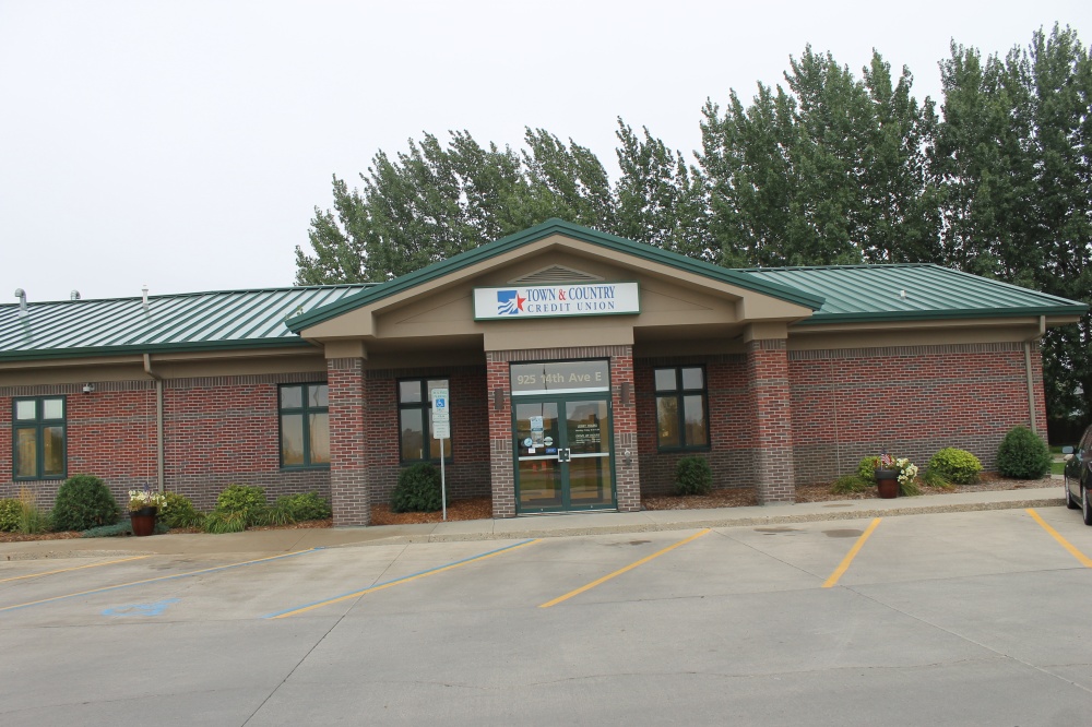 Town & Country Credit Union 01
