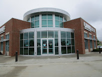 UMB Bank (with drive-thru services) 03