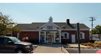 Bank of America (with Drive-thru ATM) 01