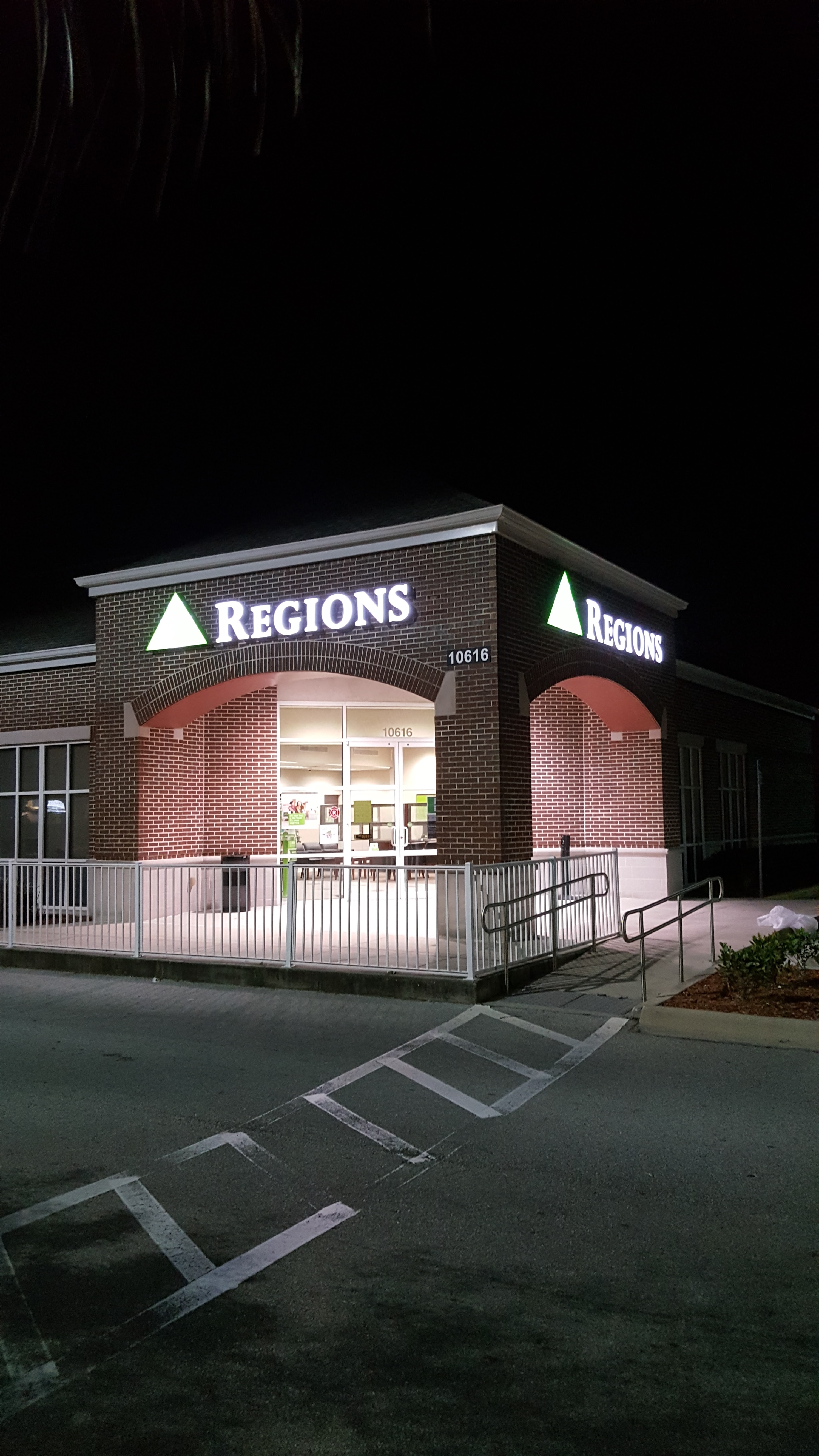 Regions Bank 01