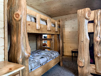 Hiller's Pine Haven 03