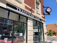 Traditions Bank 01