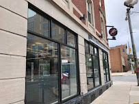Traditions Bank 04