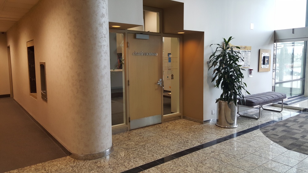Charles Schwab 01