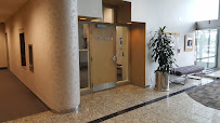 Charles Schwab 01