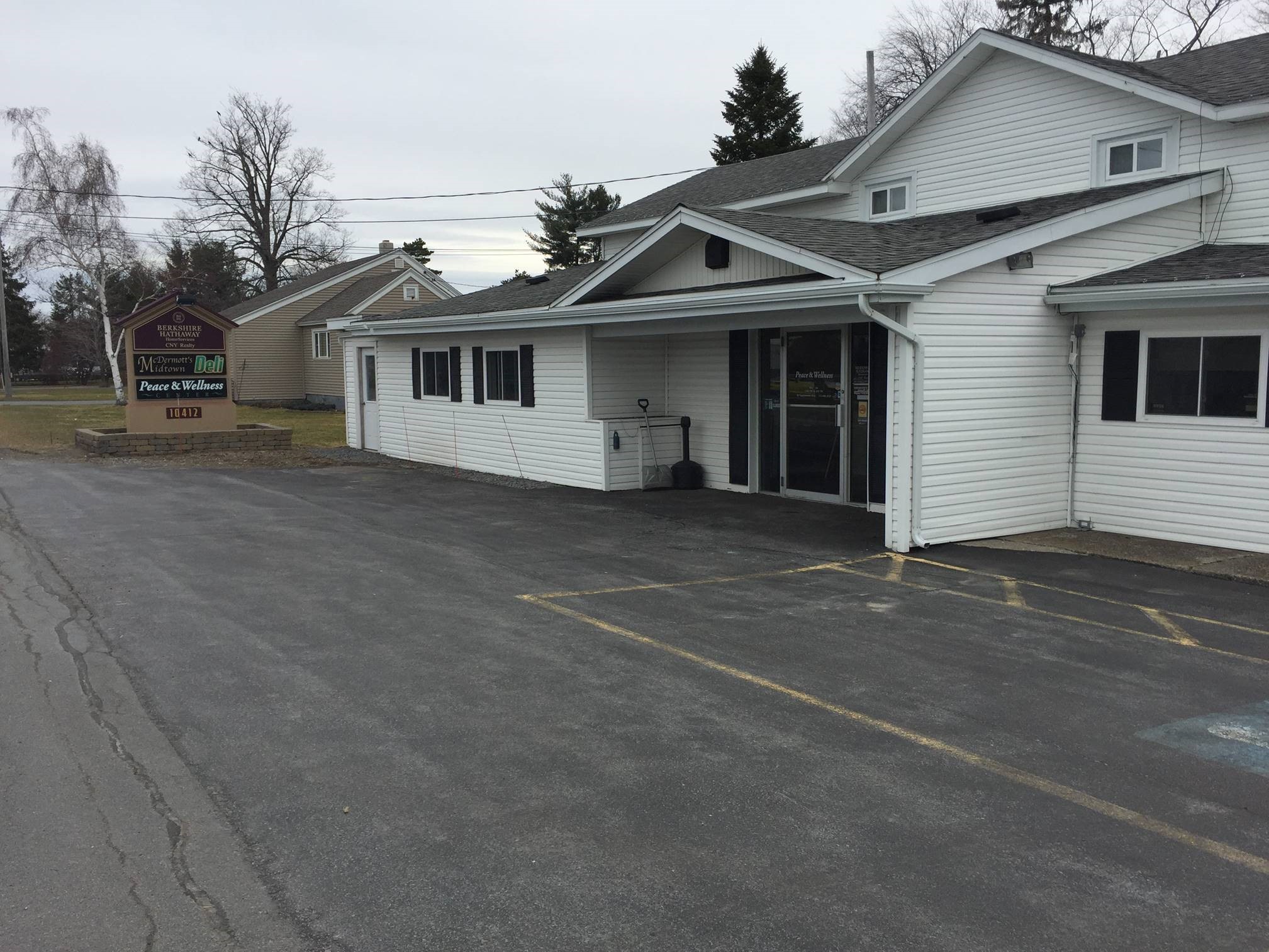 Berkshire Hathaway HomeServices CNY Realty 01