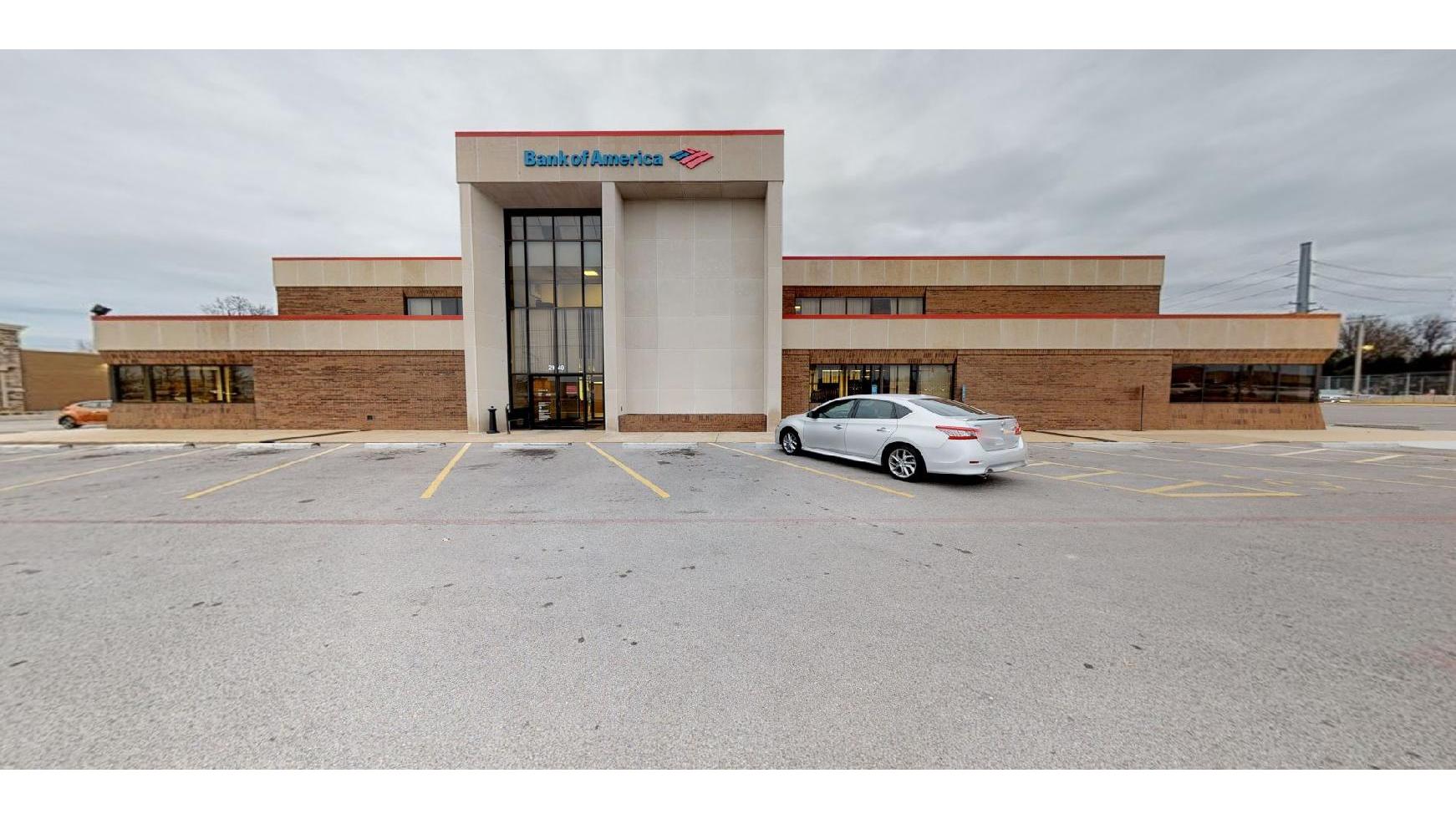 Bank of America (with Drive-thru services) 01