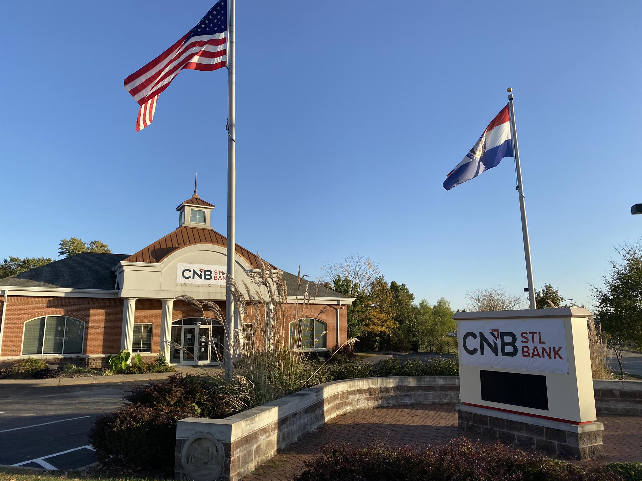 CNB St. Louis Bank 01