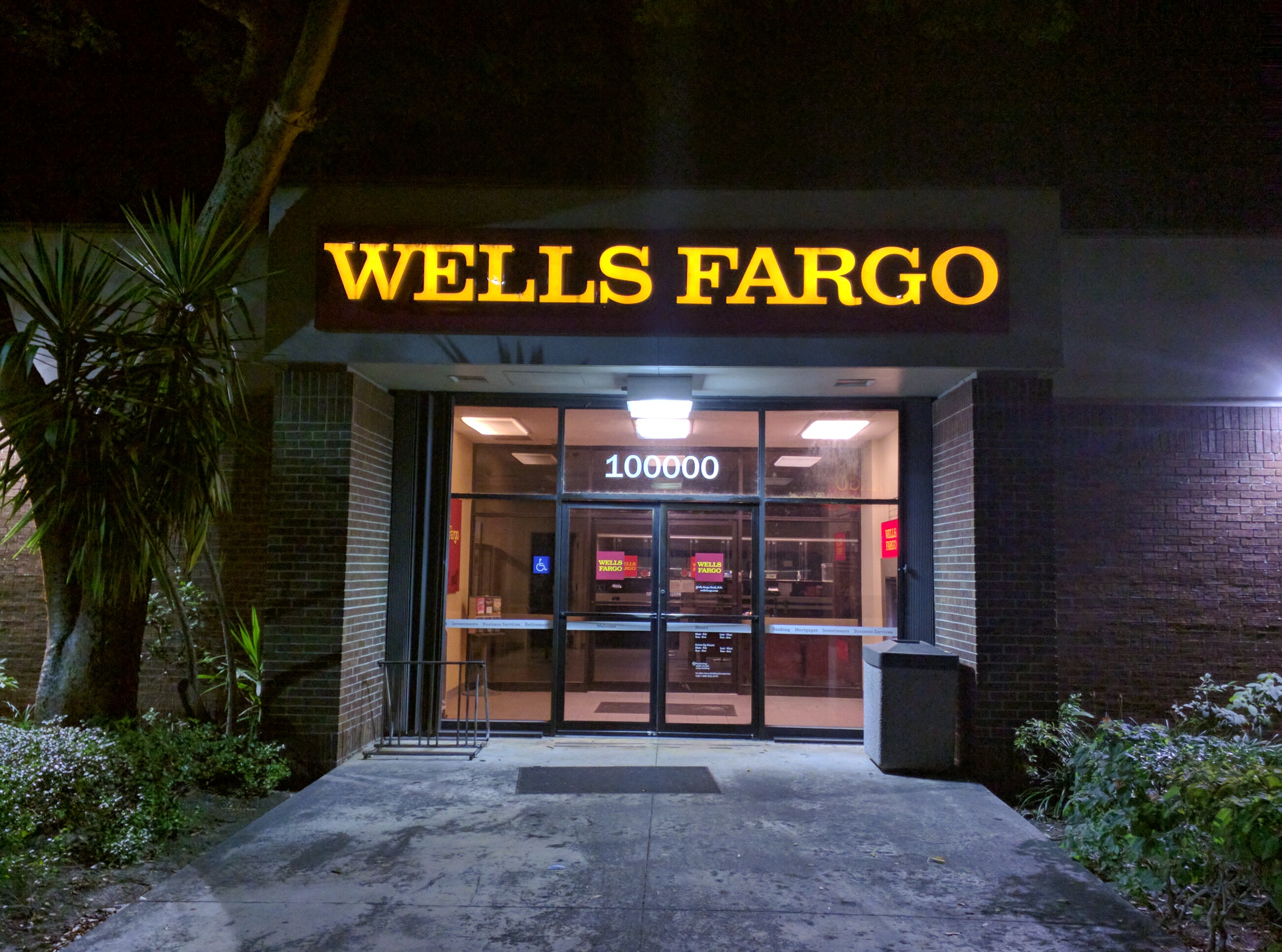 Wells Fargo Bank 01