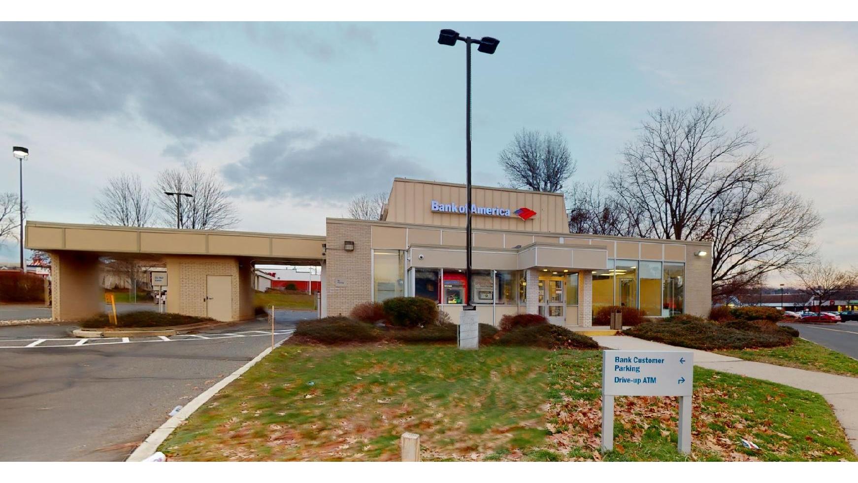 Bank of America (with Drive-thru ATM) 01