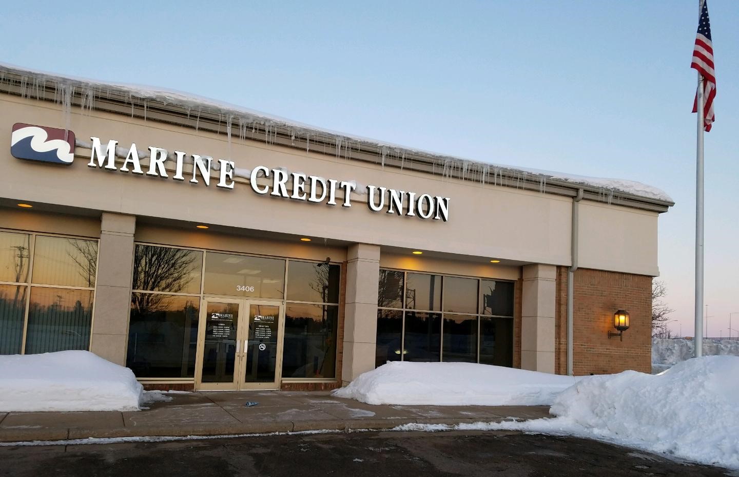 Marine Credit Union (Eau Claire) 01
