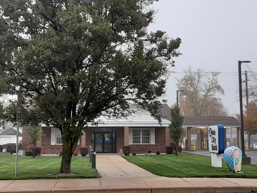 Lake City Bank 01