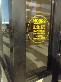 Western & 71st Currency Exchange 02