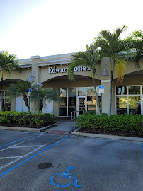 Edward Jones - Financial Advisor: Jamie L Chapogas 02