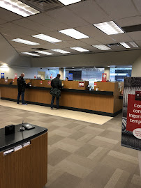Bank of America (with Drive-thru ATM) 02