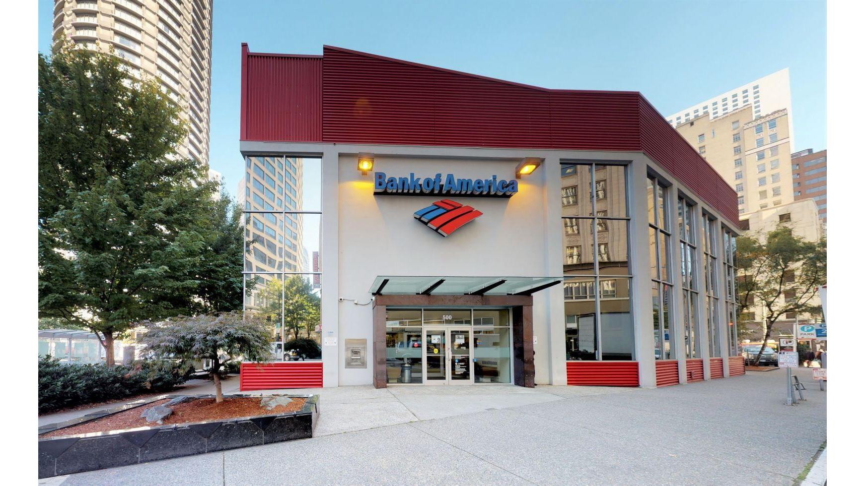 Bank of America Financial Center 01