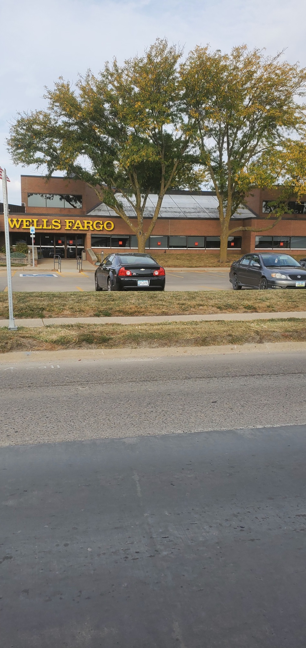 Wells Fargo Bank 01