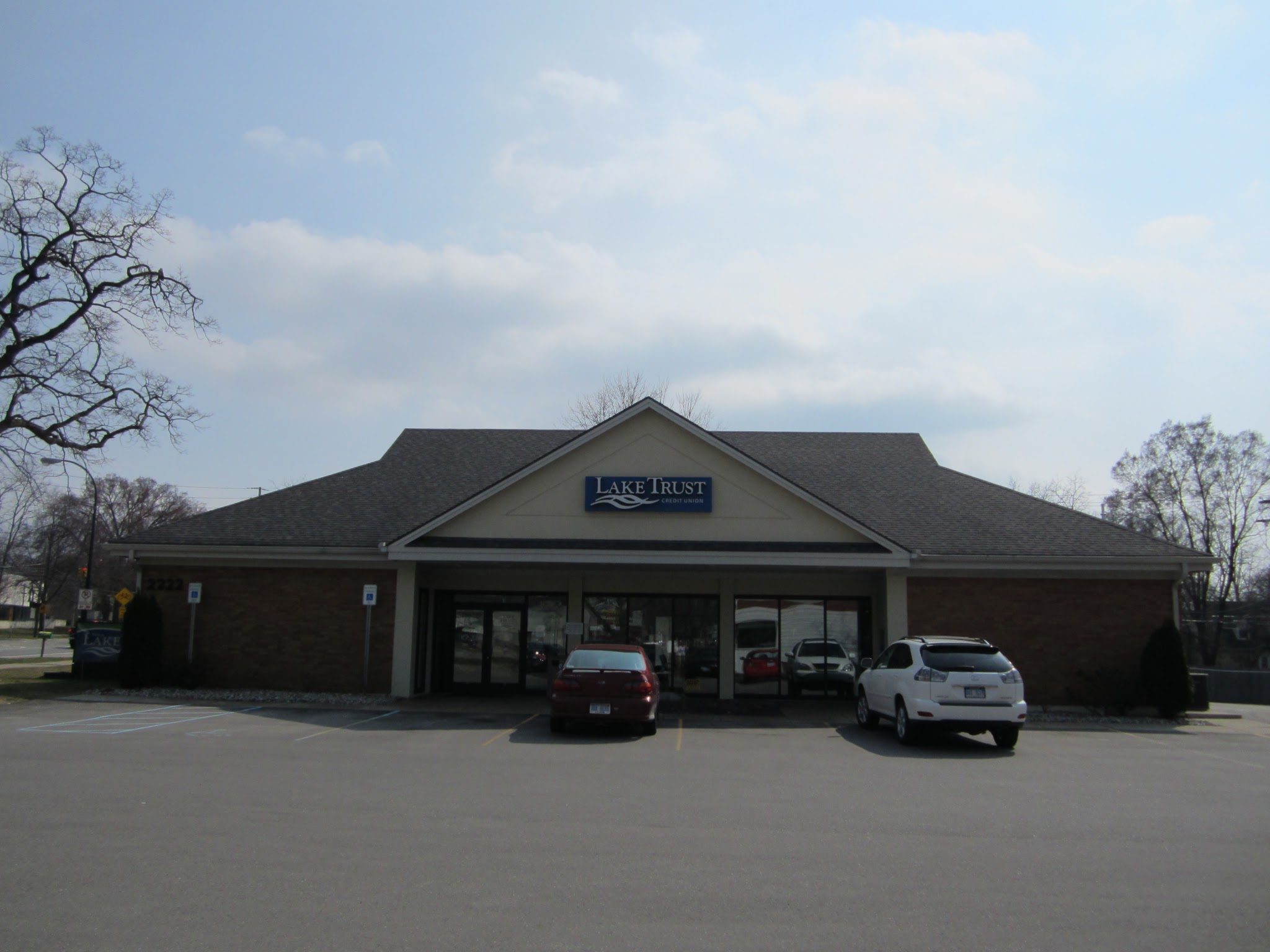 Lake Trust Credit Union 01