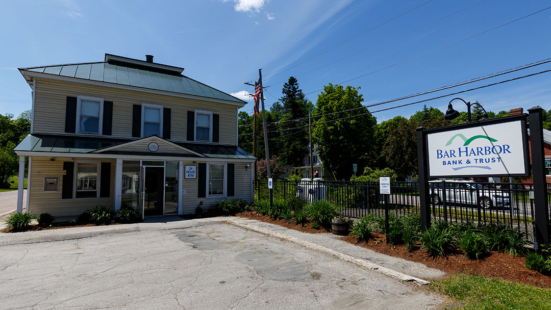 Bar Harbor Bank & Trust 01