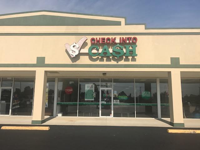 Check Into Cash 01