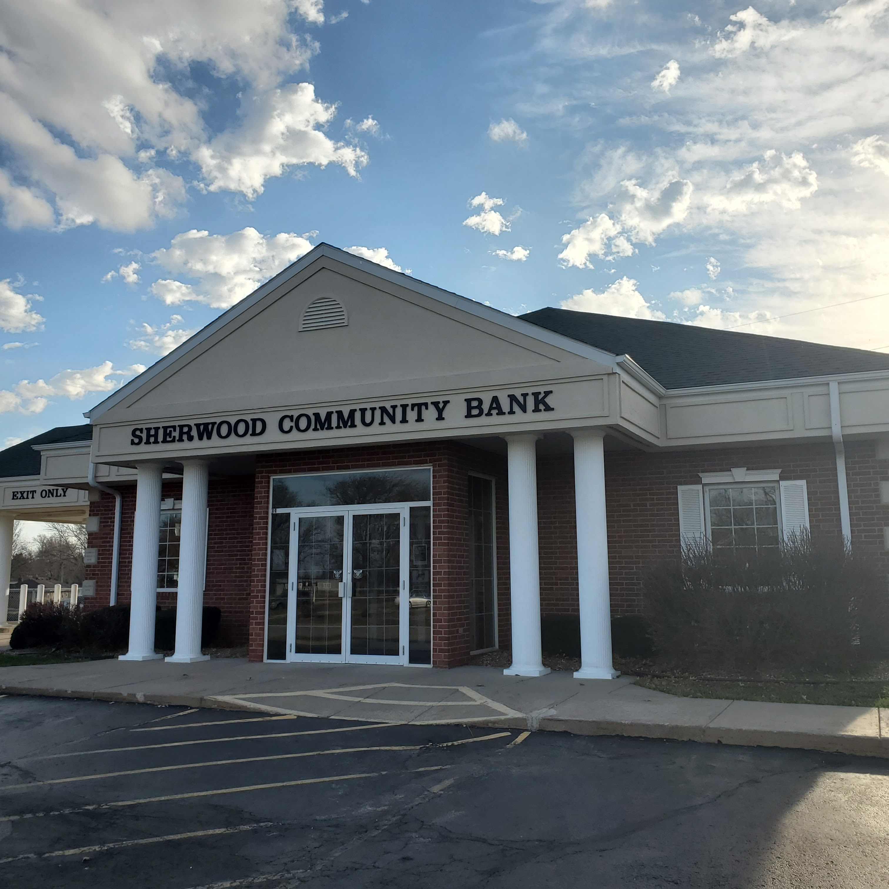 Sherwood Community Bank 01