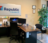 Republic Finance 04