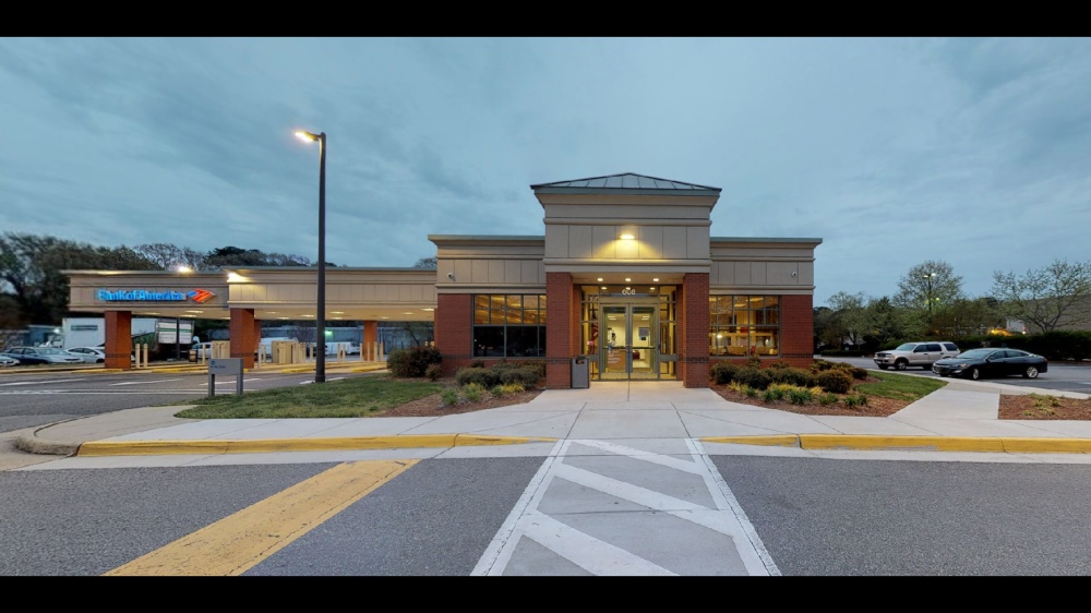 Bank of America (with Drive-thru ATM) 01