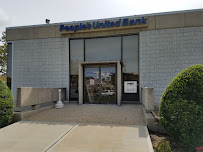 People's United Bank 01