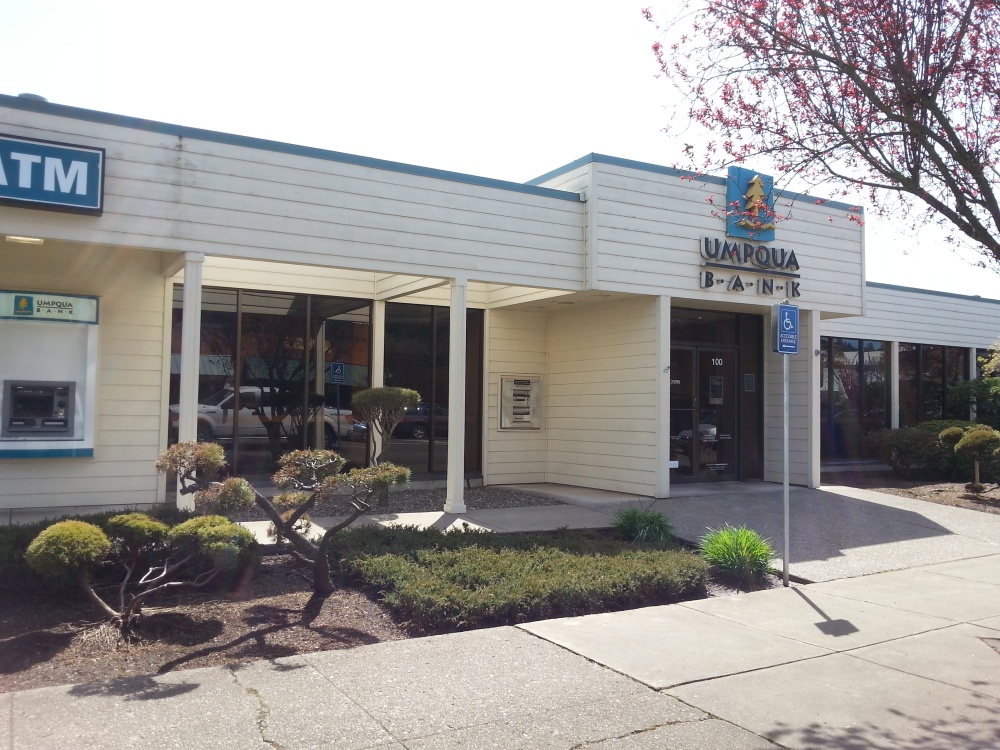 Umpqua Bank 01