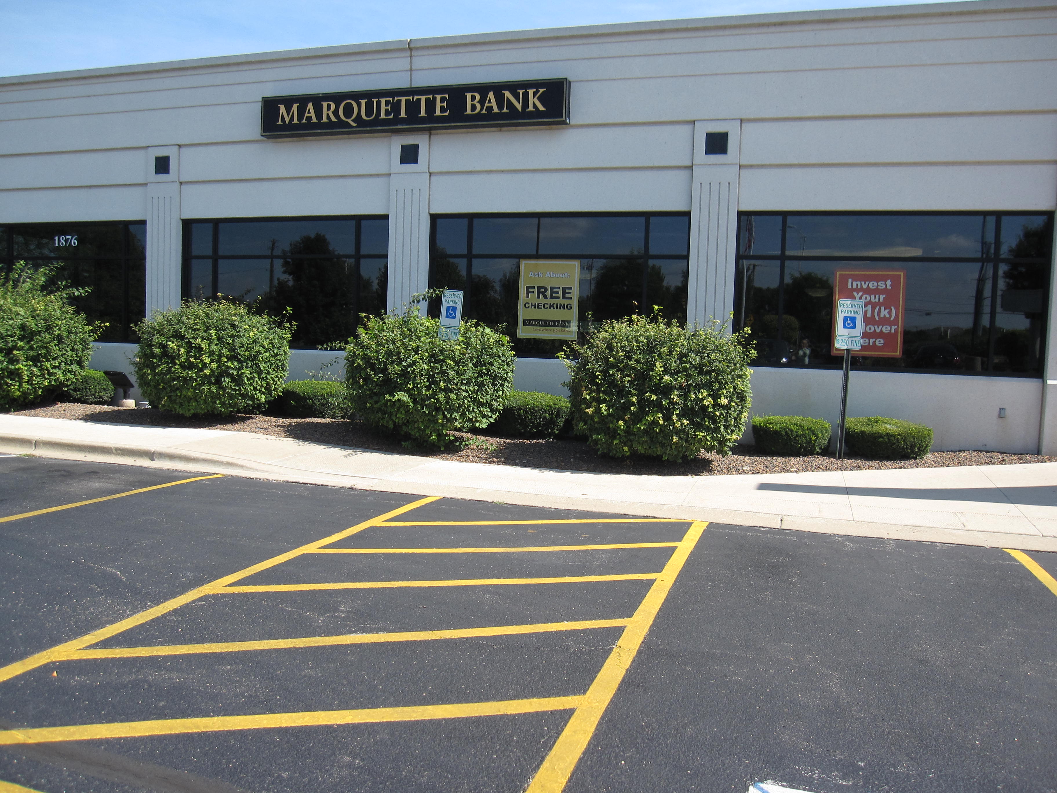 Marquette Bank 01
