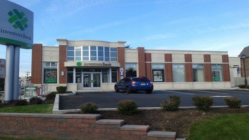 Investors Bank 01
