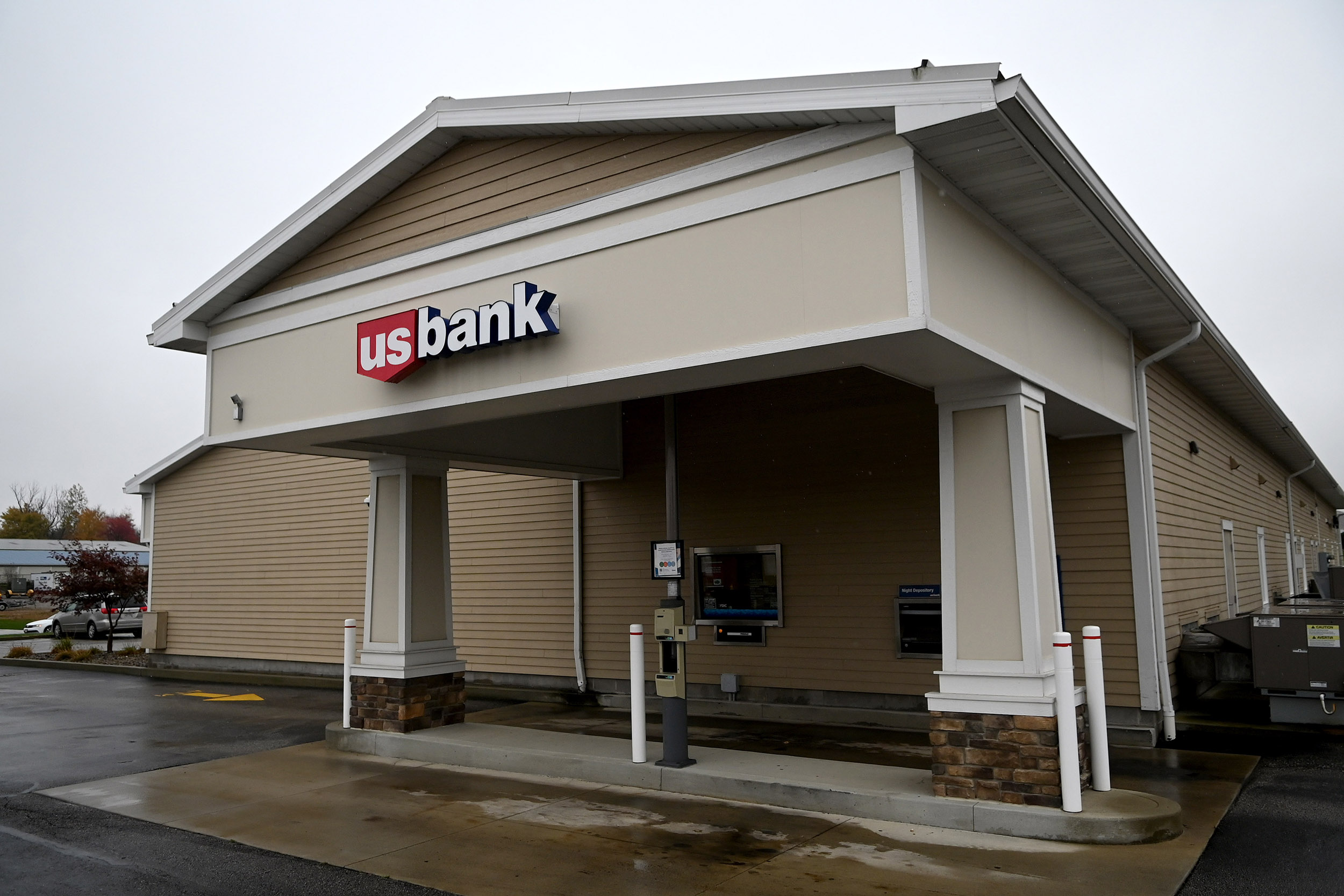 U.S. Bank Branch 01