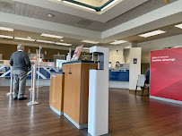 Bank of America (with Drive-thru services) 02