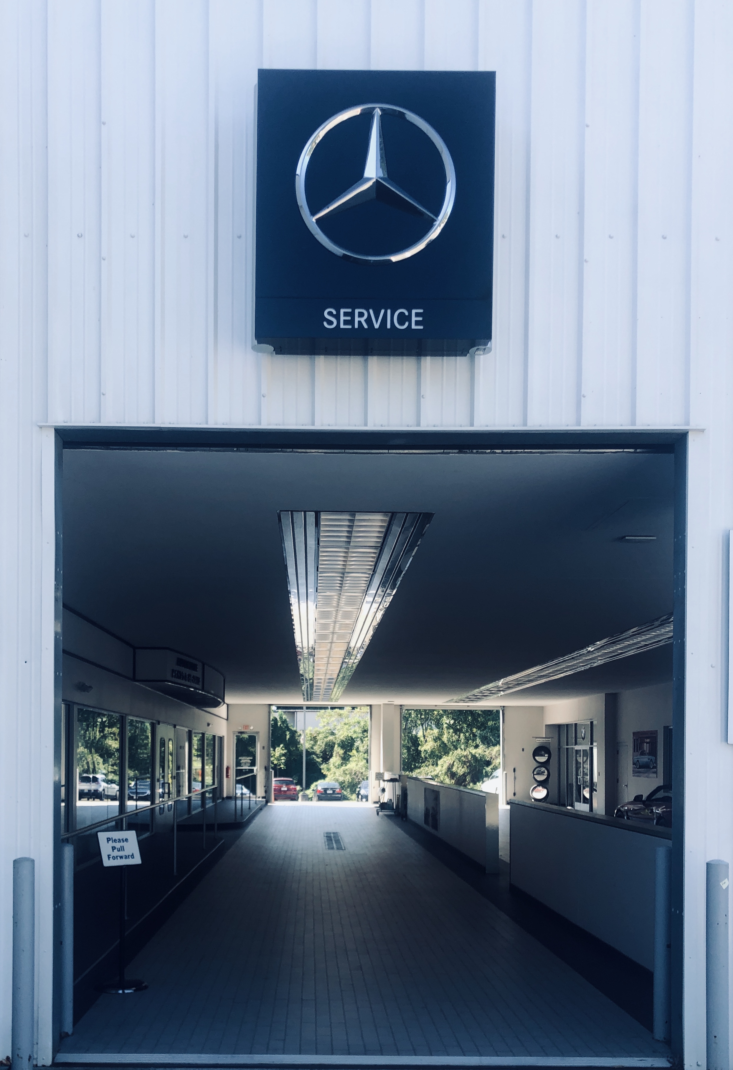 Mercedes-Benz at Lynchburg 01