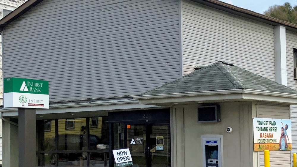 InFirst Bank - Plumville 01