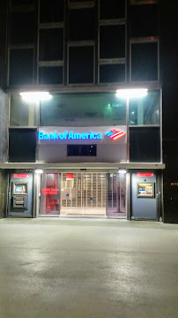 Bank of America (with Drive-thru ATM) 04