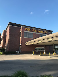 Wells Fargo Bank 02