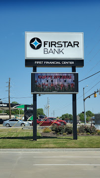 Firstar Bank 04