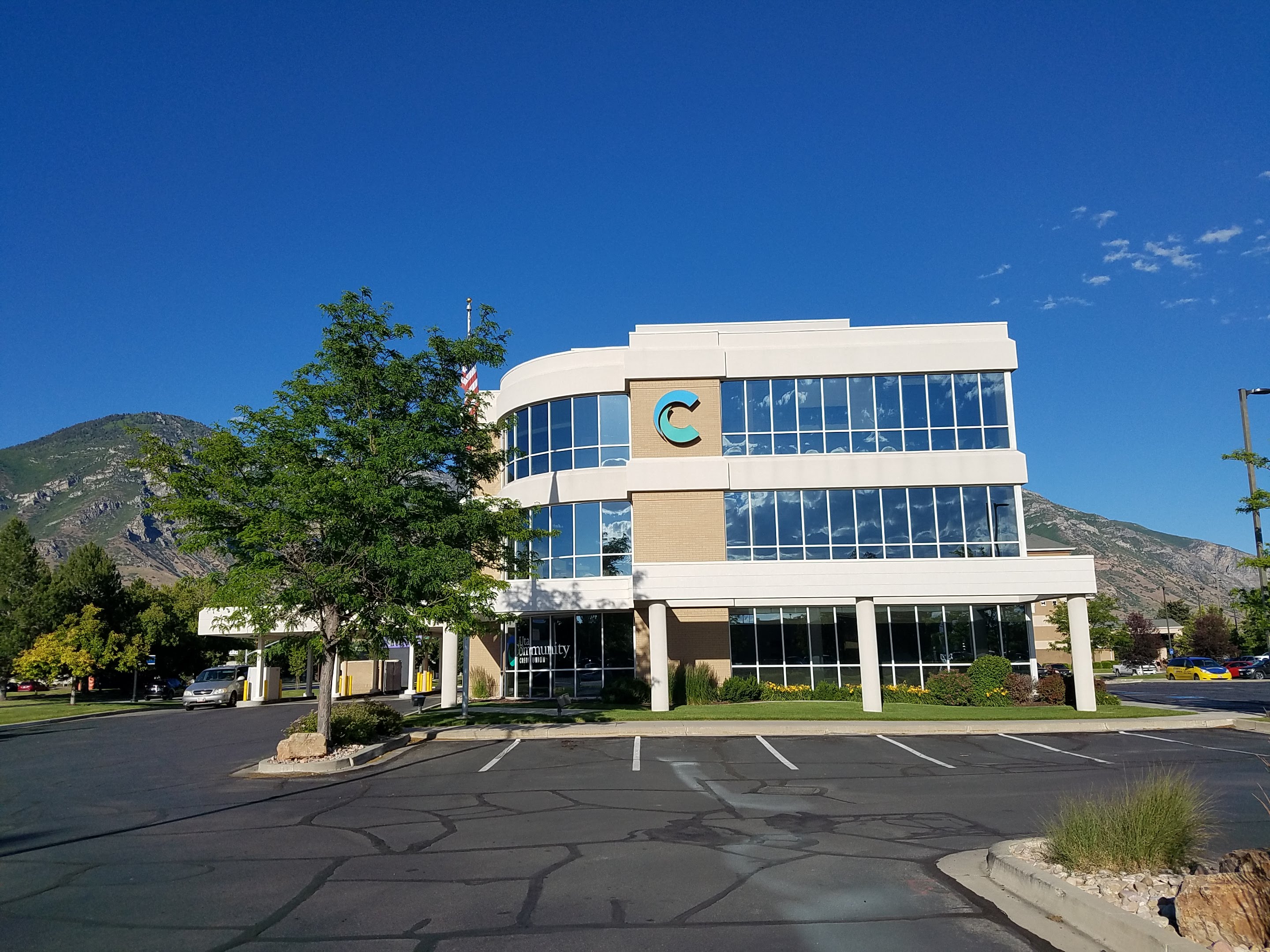 Utah Community Credit Union (UCCU) 01
