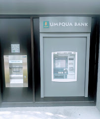 ATM - Umpqua Bank 02